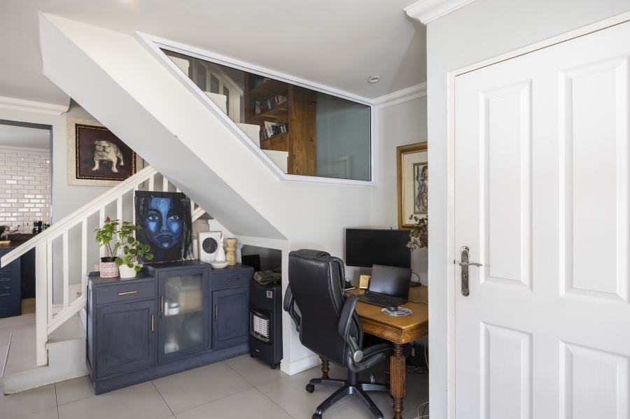 3 Bedroom Property for Sale in Kelderhof Country Village Western Cape